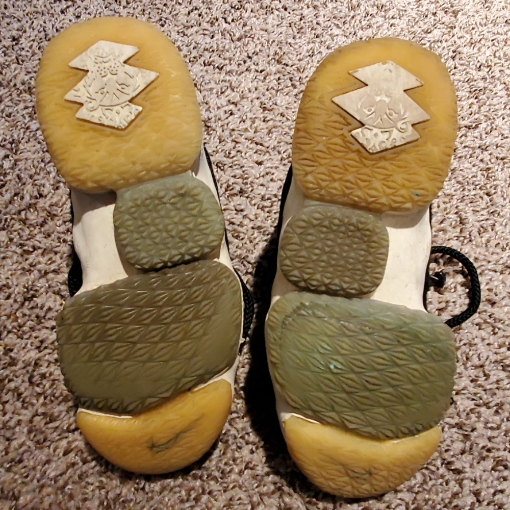 Kids Items B1G1 50% Lebron XV - Picture 4 of 6